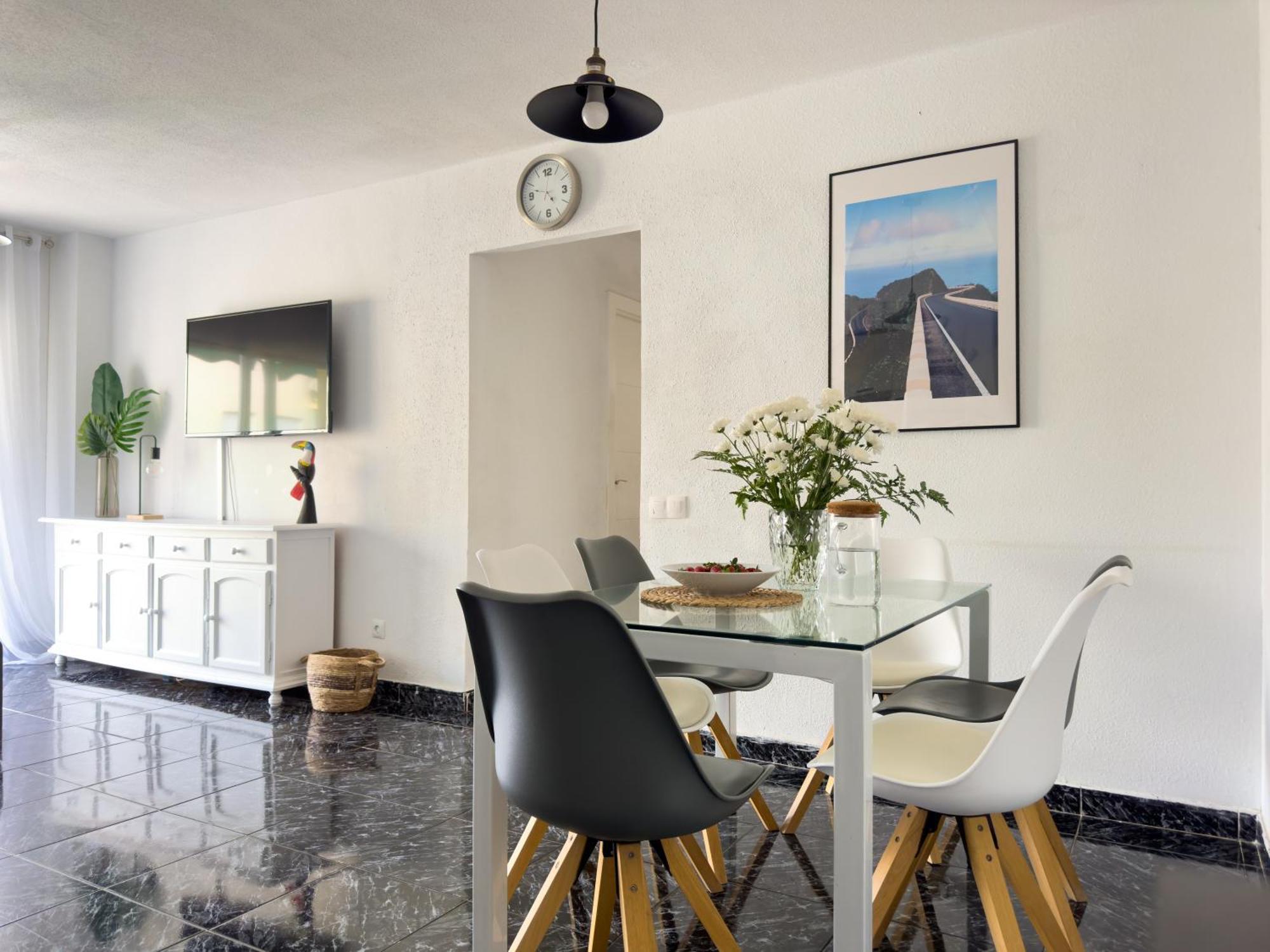 Amazing 3-Bedroom Apartment. Pool And Sea View! Los Cristianos  Esterno foto