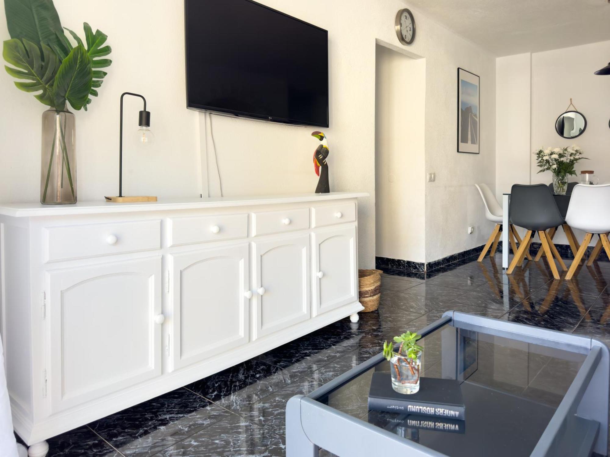 Amazing 3-Bedroom Apartment. Pool And Sea View! Los Cristianos  Esterno foto