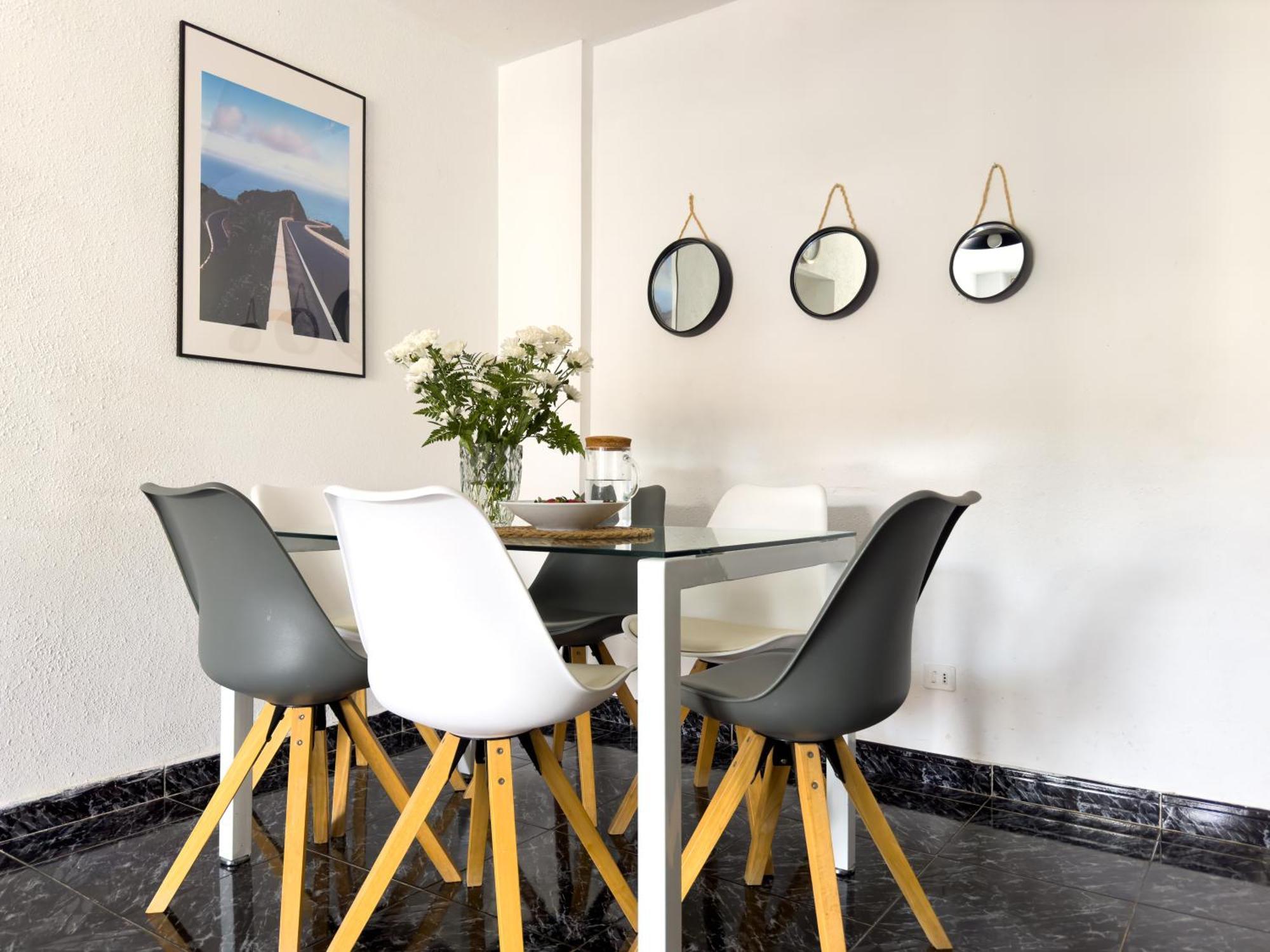 Amazing 3-Bedroom Apartment. Pool And Sea View! Los Cristianos  Esterno foto